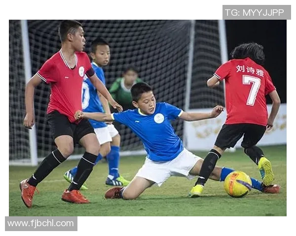 河床队与圣塔菲联队激战正酣谁将赢得这场精彩对决